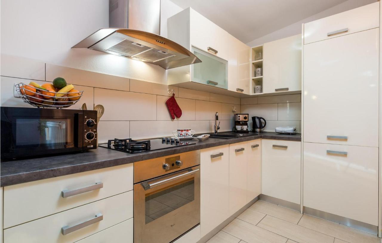 Gorgeous Apartment In Rijeka With Kitchen المظهر الخارجي الصورة