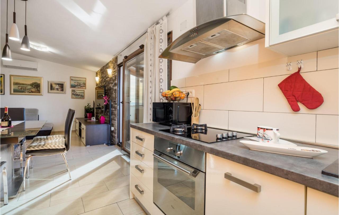 Gorgeous Apartment In Rijeka With Kitchen المظهر الخارجي الصورة